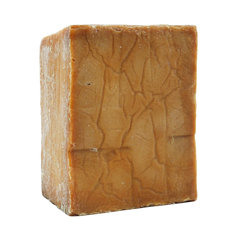 Anatolia Soap Aleppo, textura de barra, proceso en frío para limpieza suave.