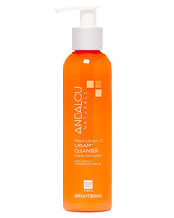 Andalou Naturals Limpiador Cremoso Limón Meyer limpia suavemente para un tono más uniforme.