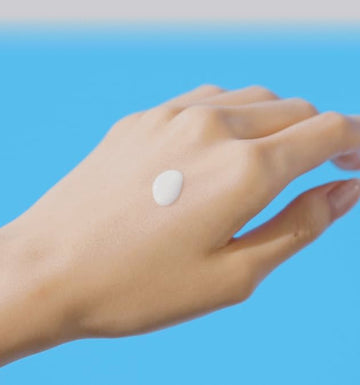 ANESSA Leche Solar para piel sensible, uso diario seguro.