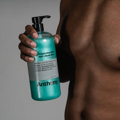 Anthony hombre fragancia masculina forestal con pino y eucalipto para despertar sentidos.