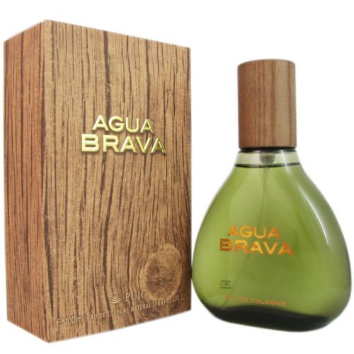 Antonio Puig Agua Brava, atomizador cercano, fragancia cítrica y herbácea para ocasiones nocturnas.