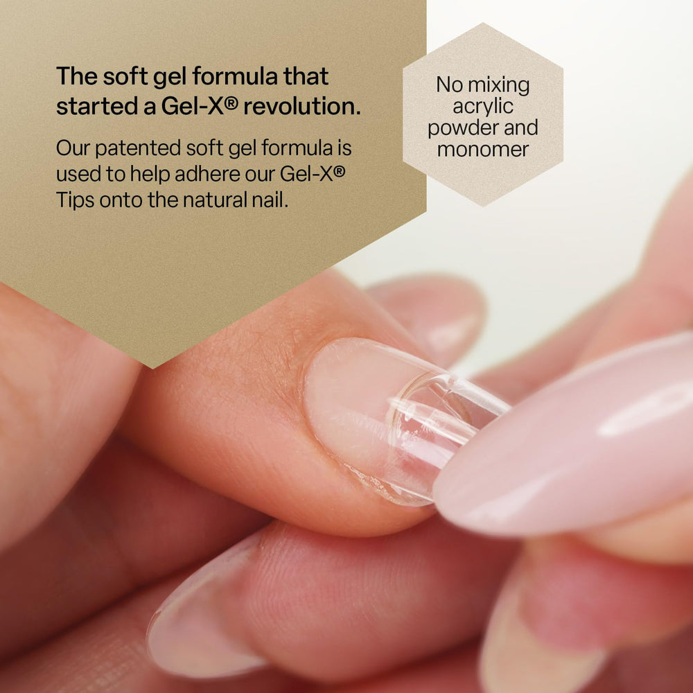 APRÉS Extensiones Gel-X adheridas con seguridad y flexibilidad.
