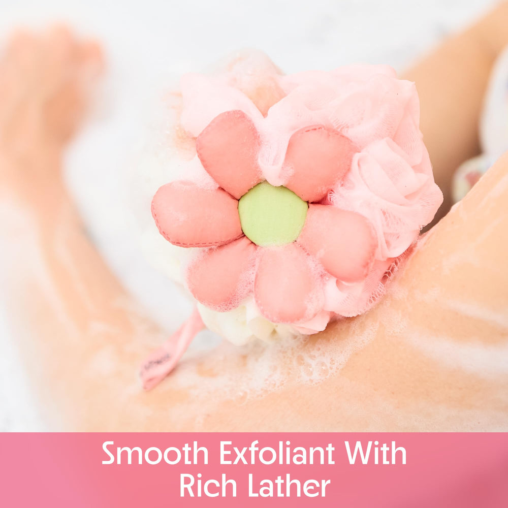 Esponja AquaVibes exfoliante suave para piel sensible durante la ducha.
