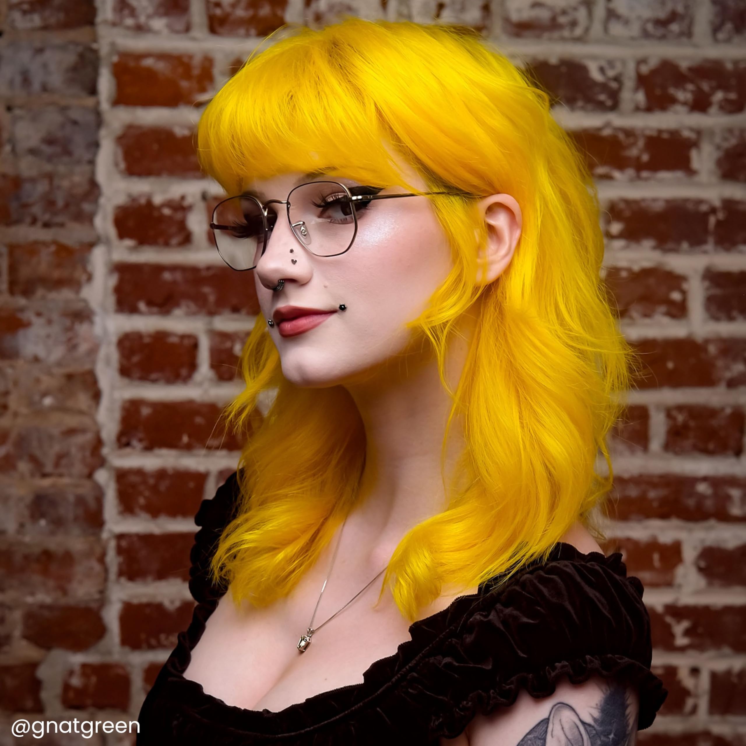 ARCTIC FOX Cosmic Sunshine, muestra de color para previsualizar el resultado vibrante