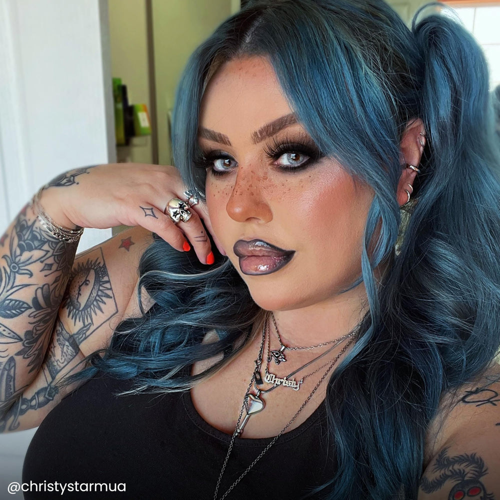 Uso frecuente con fórmula suave que cuida el cabello.