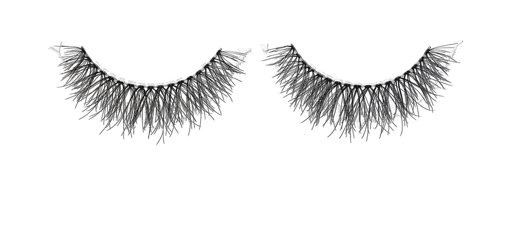 Arddell Naked Lashes 421: extremos con fibras cortas para contornos suaves.