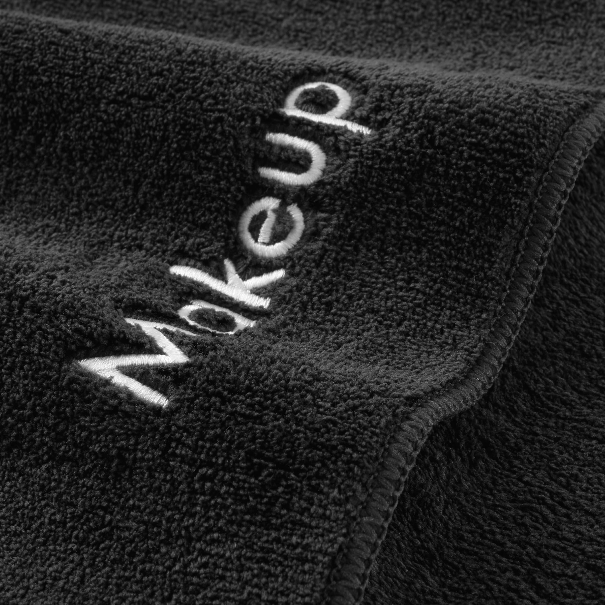 Detalle de microfibra Coral Fleece de Arkwright para desmaquillar con suavidad.