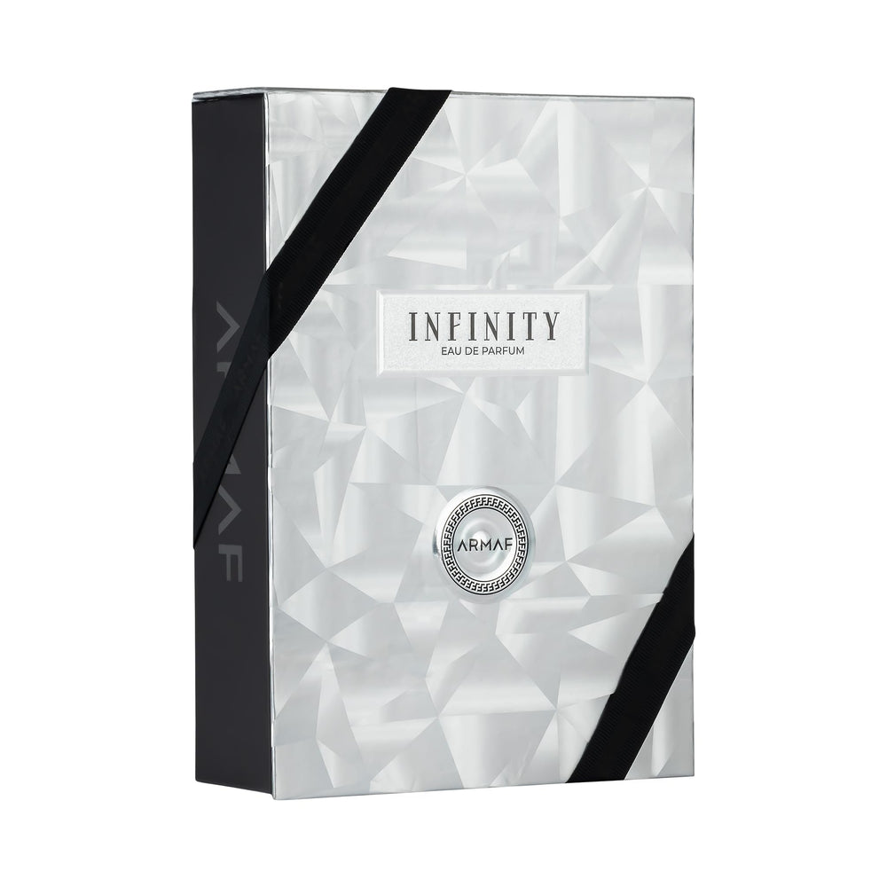 Armaf Infinity para Hombres, detalle de la tapa, presencia duradera para noches y reuniones.