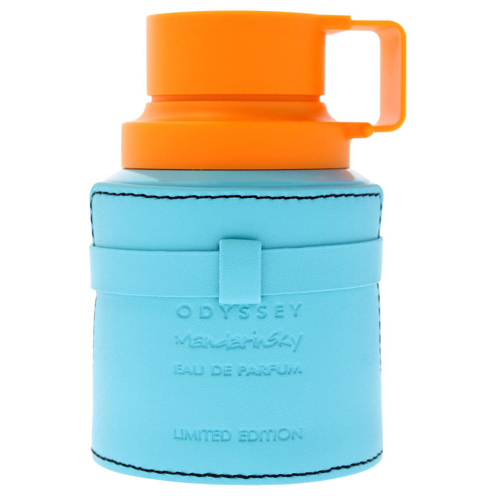 Odyssey Mandarin Sky de Armaf, detalle de tapa elegante, diseño contemporáneo