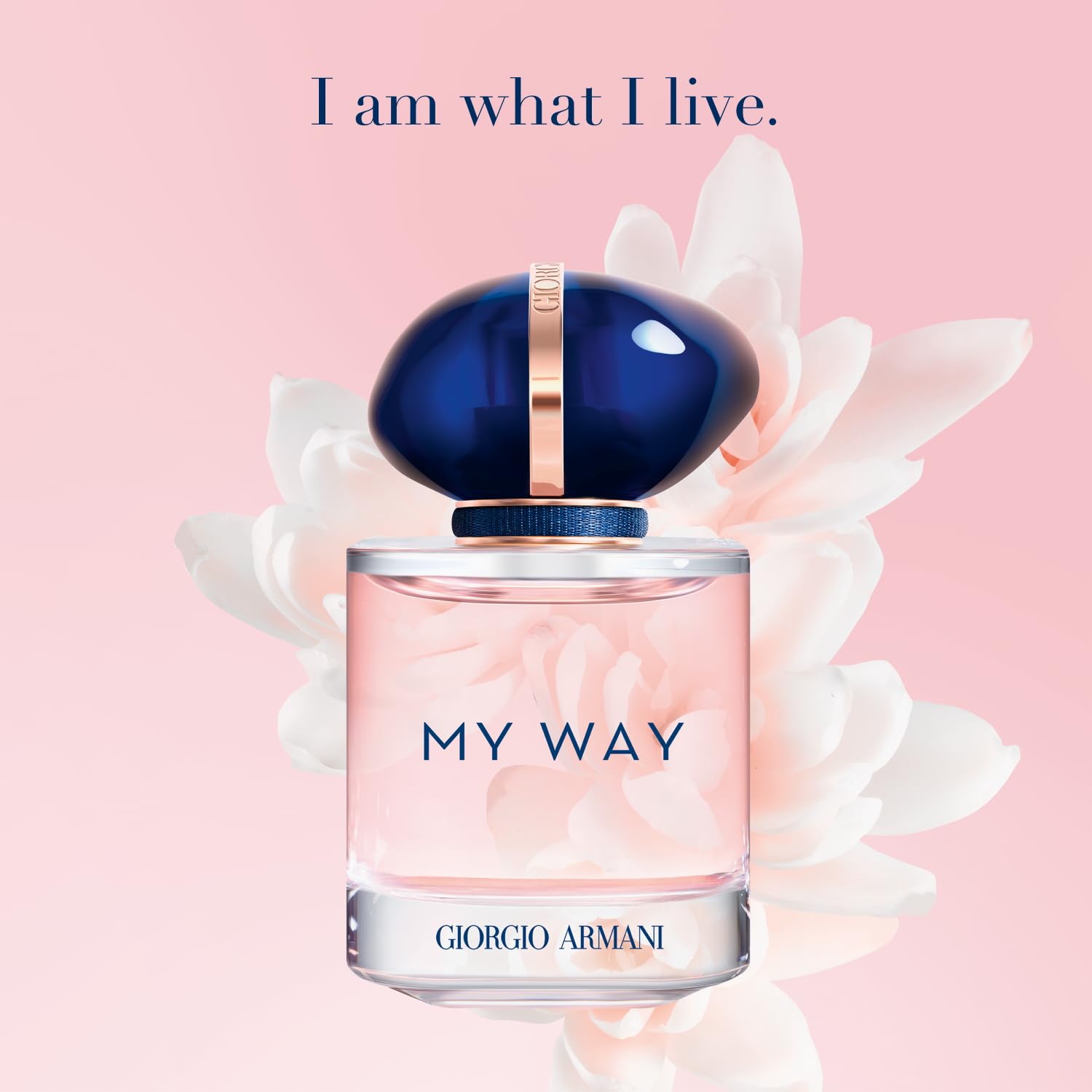 Armani Beauty My Way, sistema recargable sin embudo, reduce residuos con cada recarga.