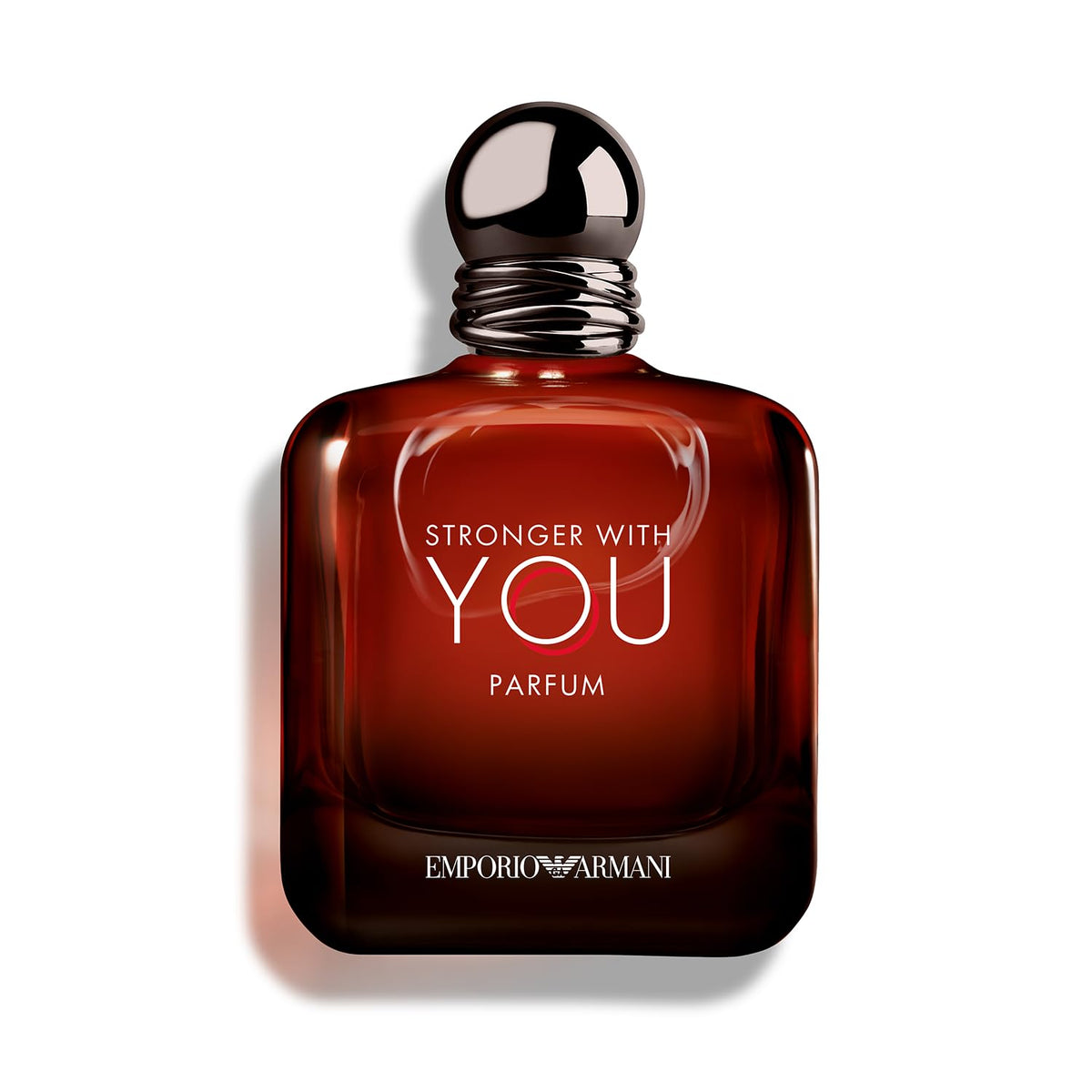 Armani Beauty Stronger with You: botella con líneas fuertes para presencia sofisticada.