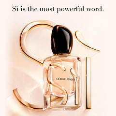Armani Sì: notas Rosa de Mayo para un bouquet suave.