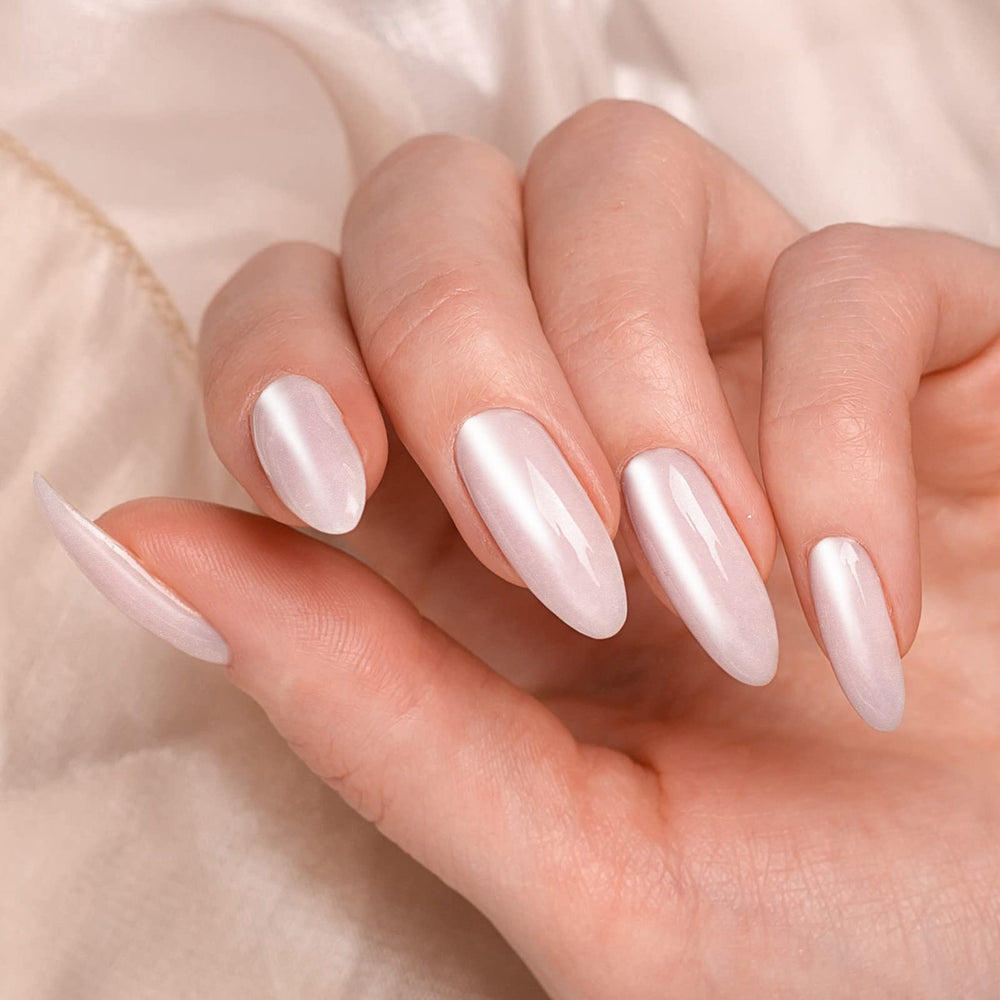 Artdone arte de uñas con polvo blanco para detalles sutiles.