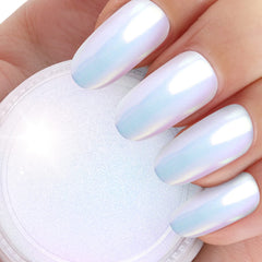 Artdone polvo cromado para uñas con efecto aurora sobre base oscura para un brillo dinámico