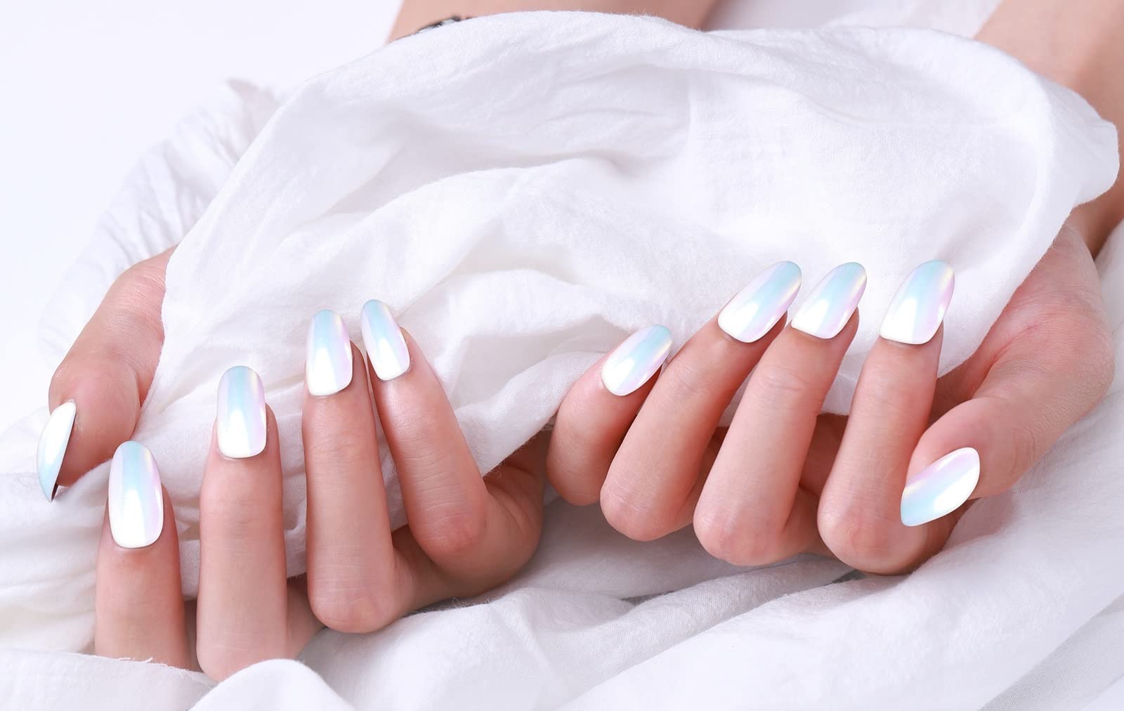 Artdone polvo cromado para uñas sobre base blanca para aurora suave