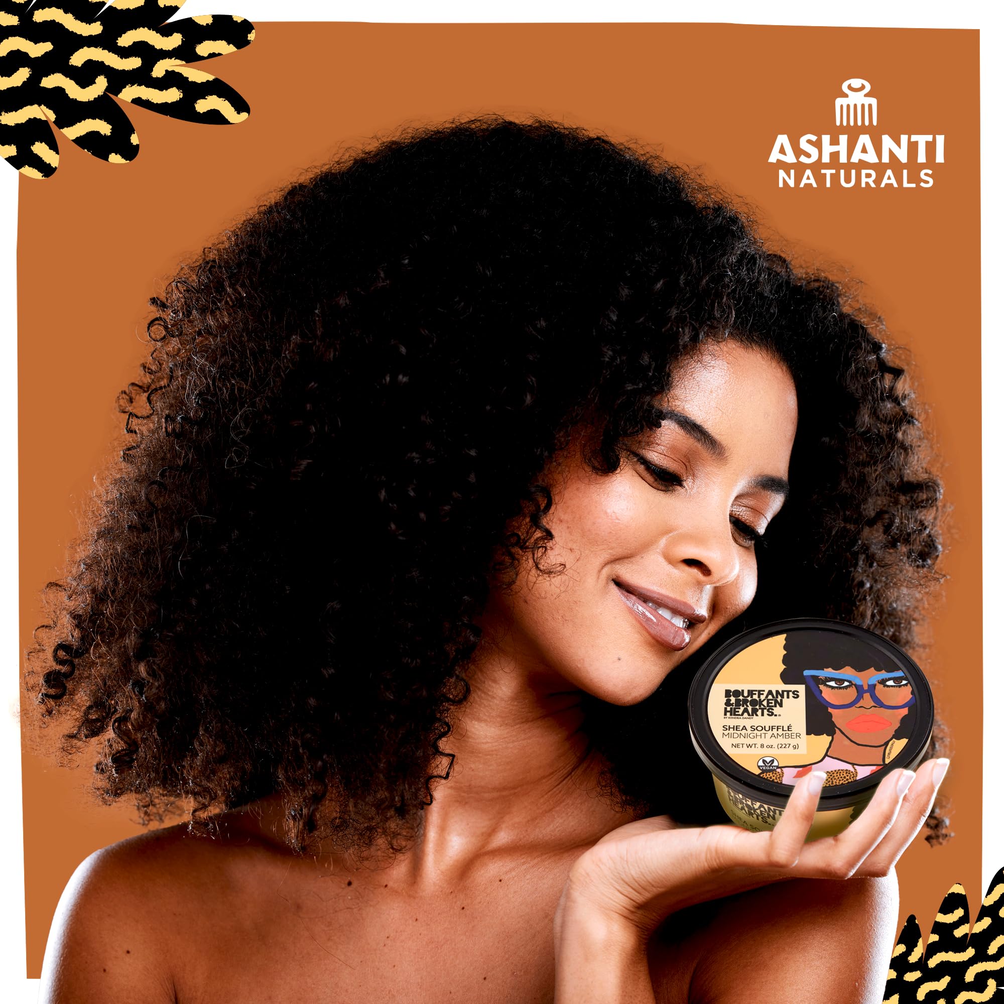 Ashanti Naturals Textura manteca batida, fácil de aplicar y absorción rápida.