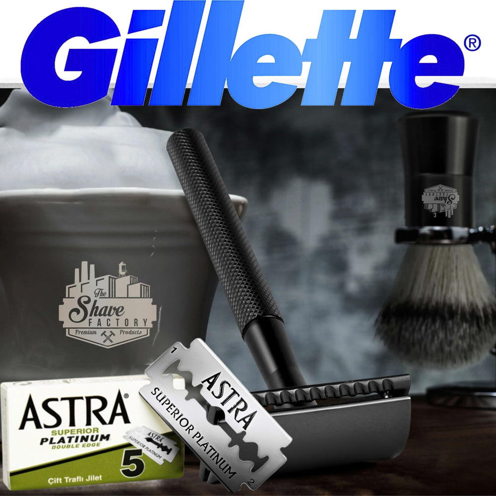 Paquetes sellados de Astra Platinum con cinco cuchillas cada uno para conveniencia