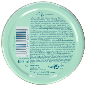 Atrix crema de manos Camomila, textura cremosa que se absorbe rápido y suaviza.