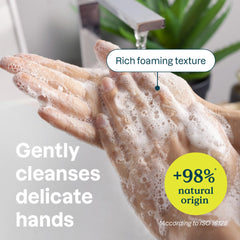 ATTITUDE Savon mains sensibles — mousse crèmeuse et riche pour une sensation confortable.