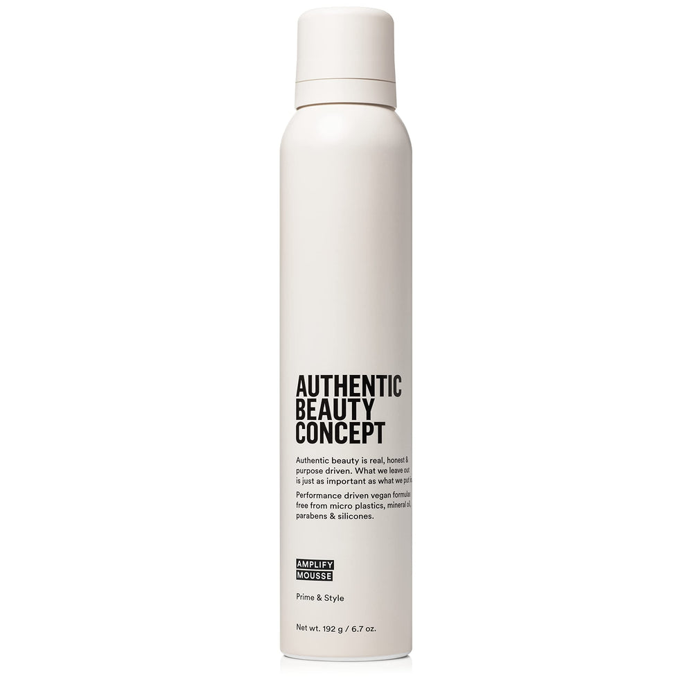 Amplify Mousse d'Authentic Beauty Concept – bouteille et texture légère pour volume naturel