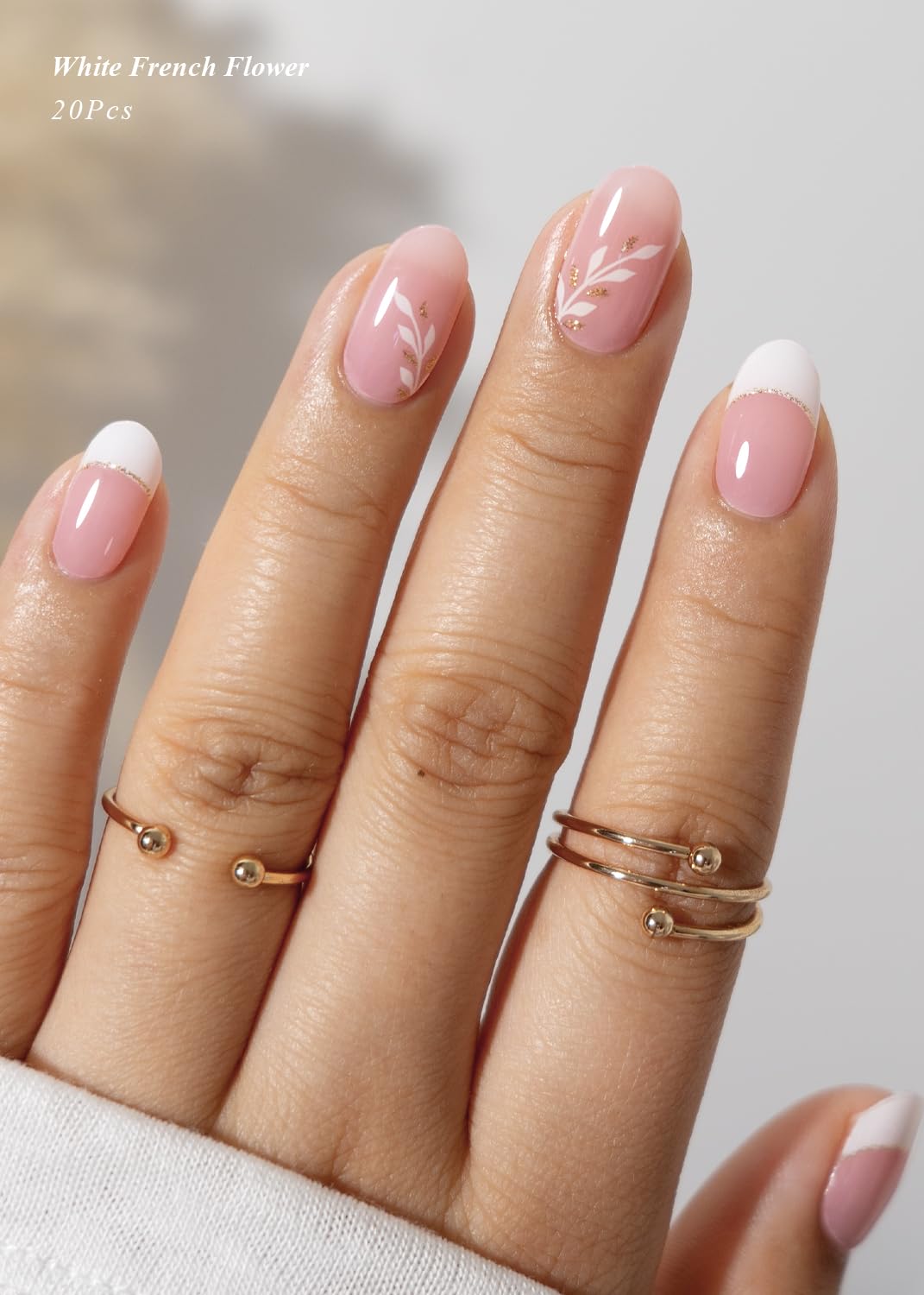 AutyaMee brillo dorado para un estilo elegante con destellos.