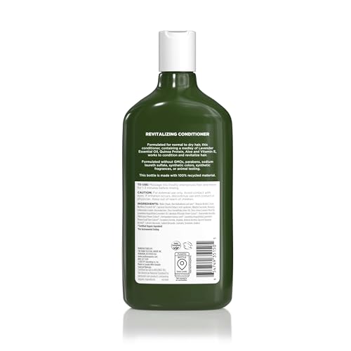 Aplicación del Acondicionador de Lavanda de Avalon Organics tras el lavado para mayor manejabilidad.