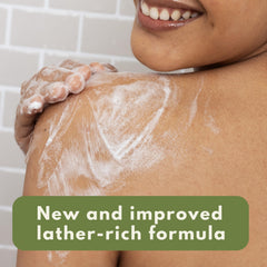 Aveeno con avena prebiotica mantiene la piel limpia y suave.