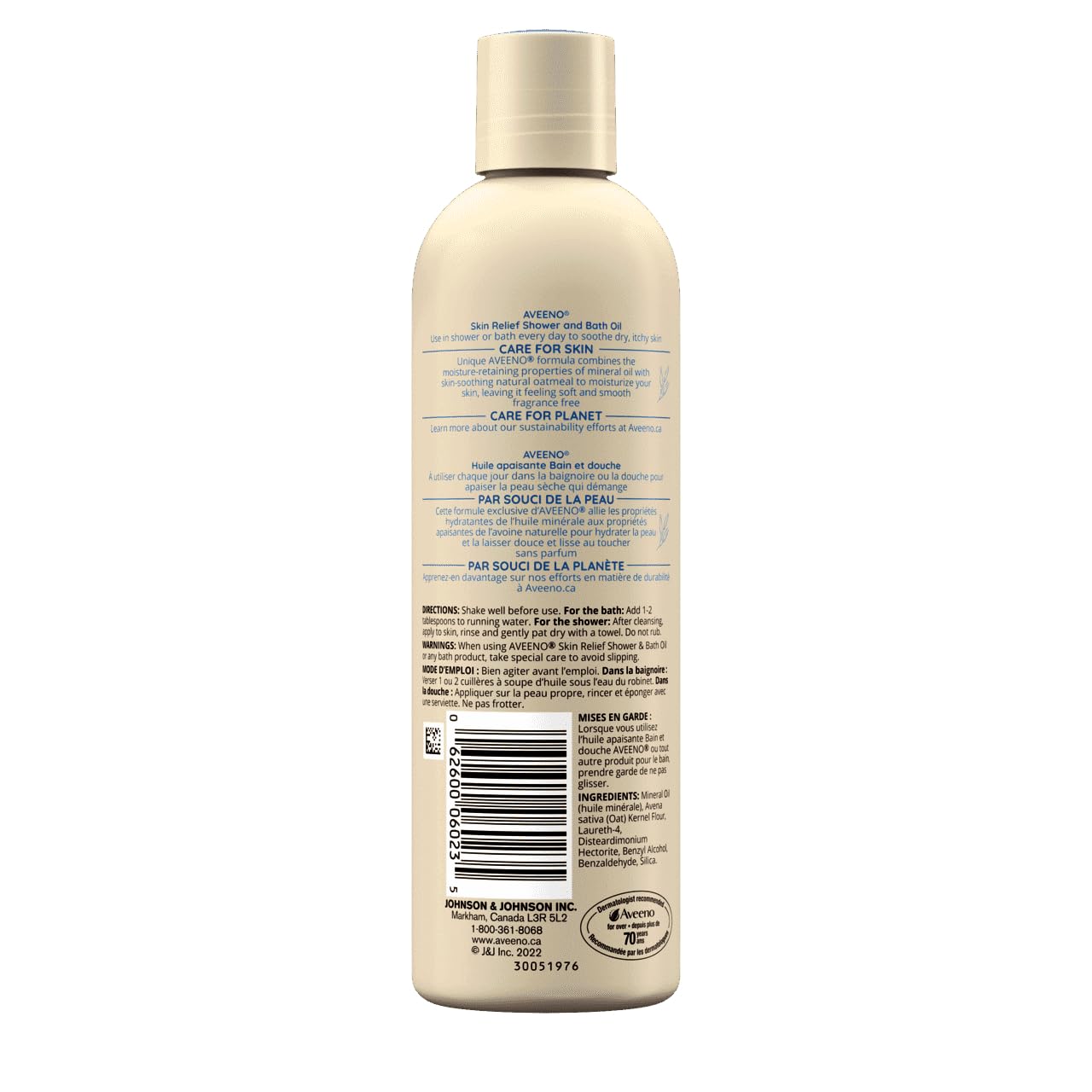 Aveeno aceite de baño, enfoque en producto, cuidado diario para la piel durante la ducha.