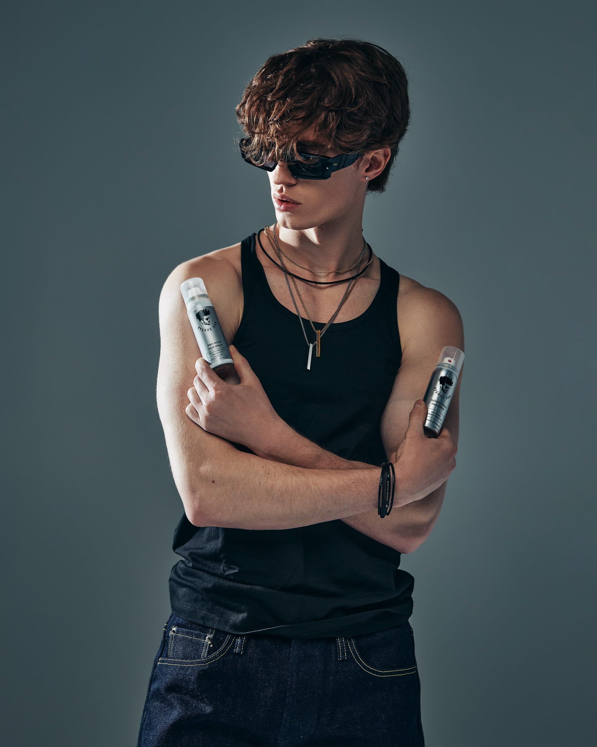 Avenue Man Thickening Spray fórmula limpia y fácil de lavar.