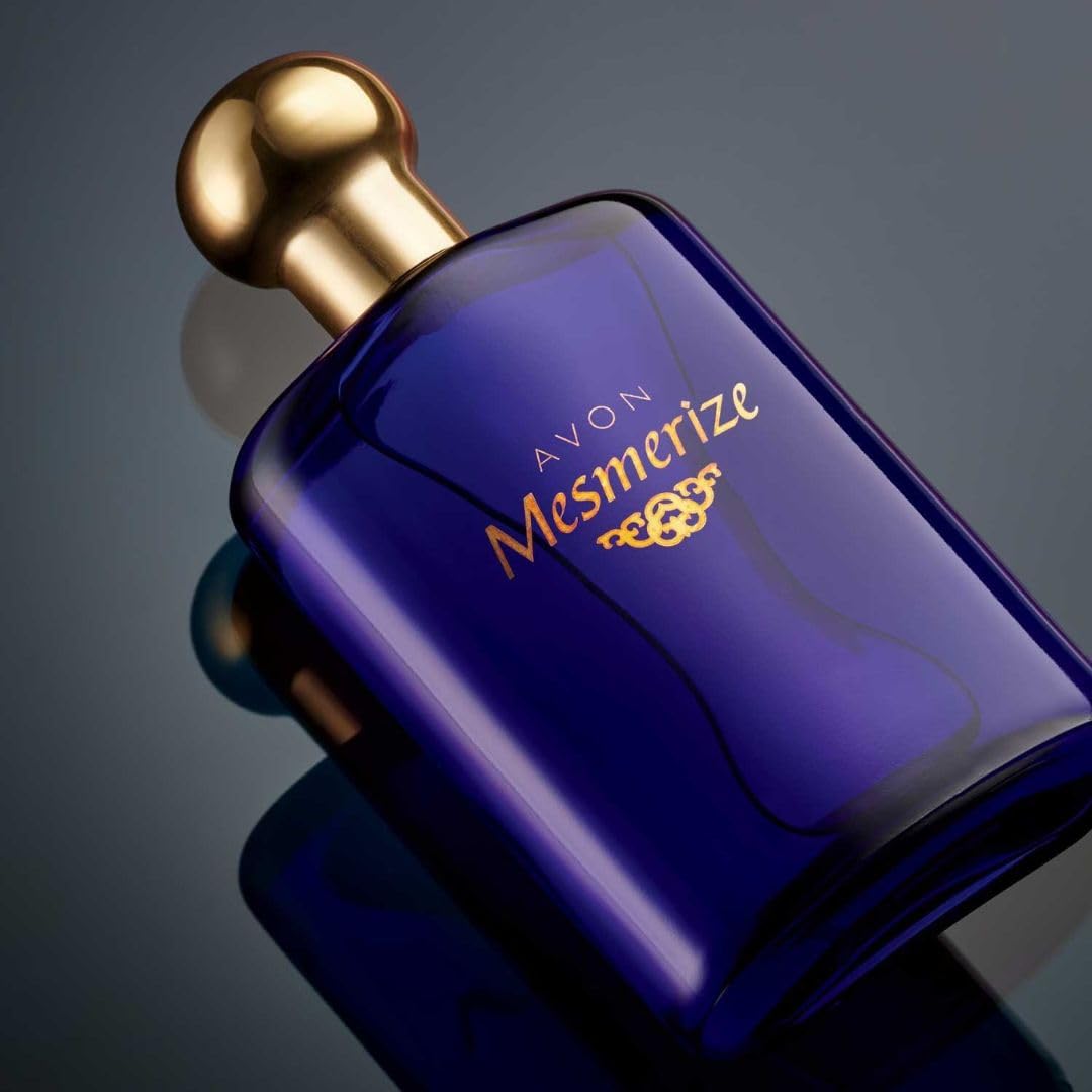 AVON Mesmerize: empaque atractivo, ideal para regalo.