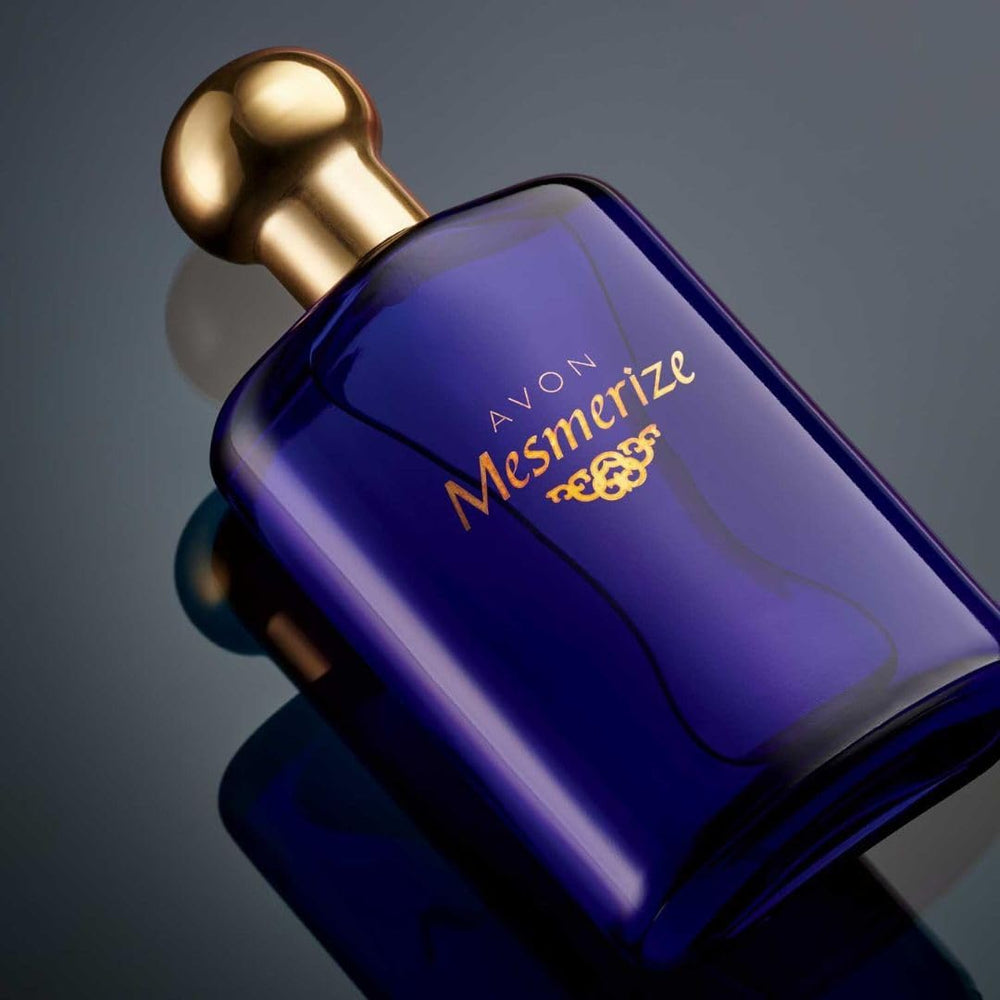AVON Mesmerize: empaque atractivo, ideal para regalo.