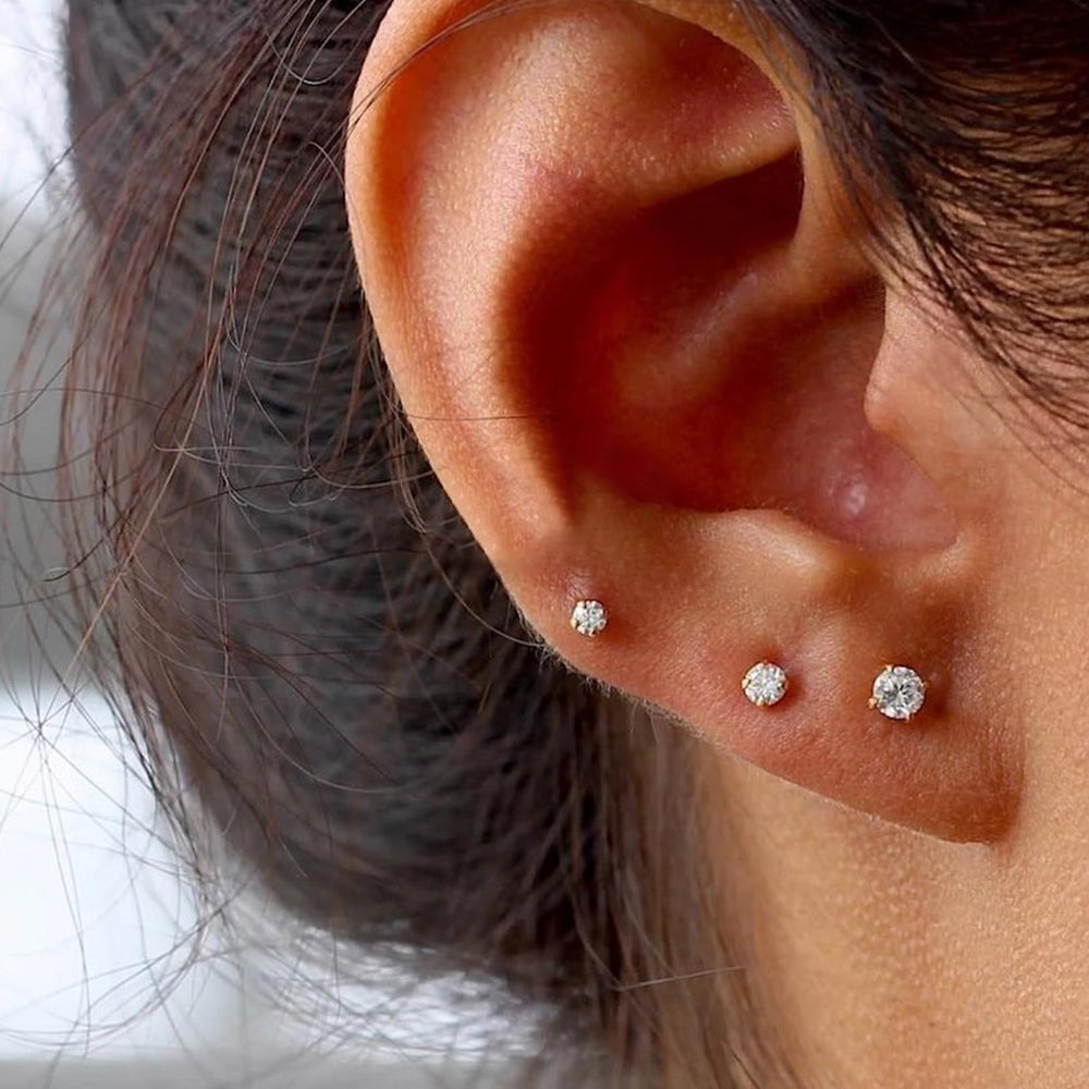 AVYRING conjunto aretes estilo oro, acabado brillante para uso diario