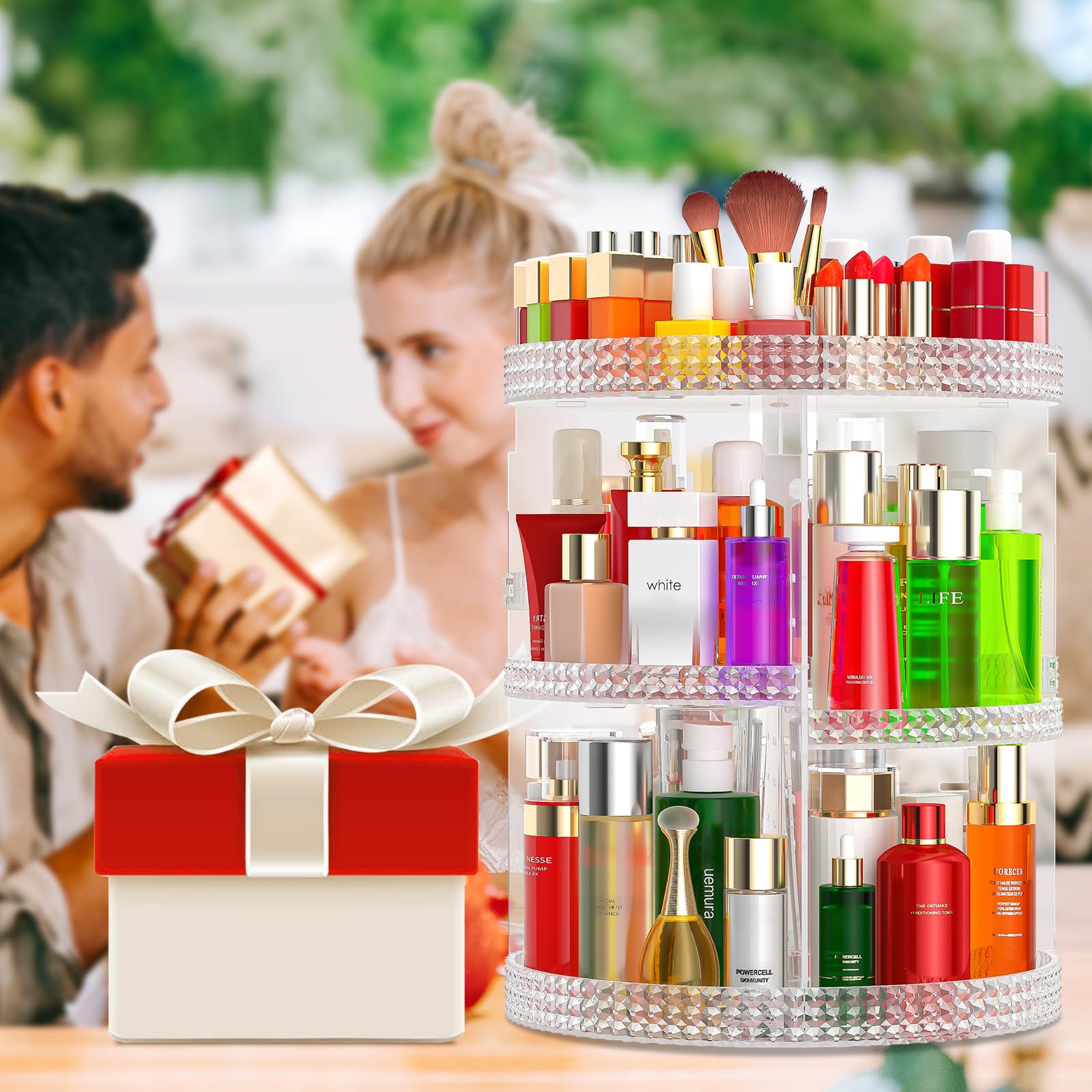 Gran capacidad para 80 productos: perfumes, tónicos y más