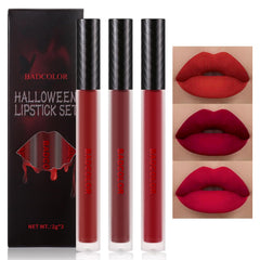 BADCOLOR set labial líquido rojo verdadero para color intenso y duradero.