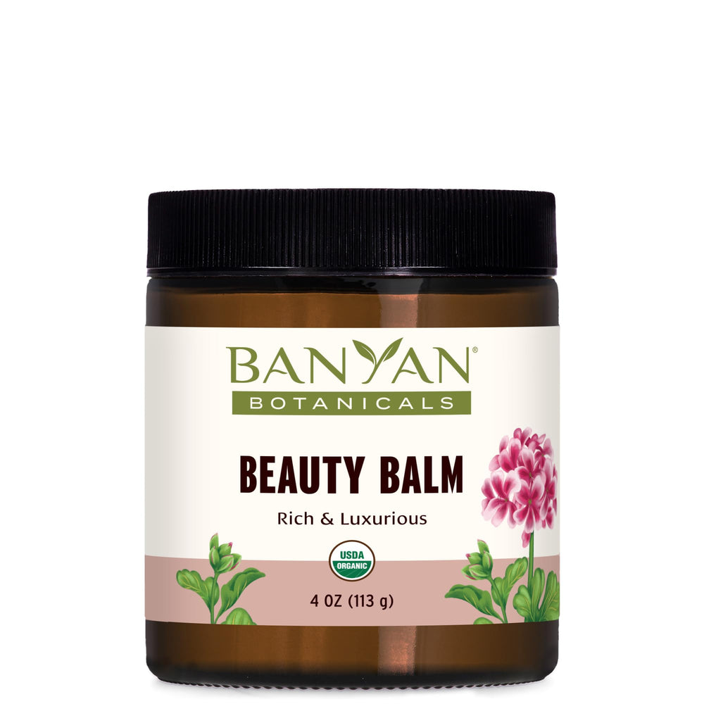 Beauty Balm Banyan Botanicals, application principale, peau hydratée et nourrie.