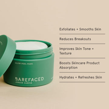 Barefaced Glow Peel Pads, aplicación en mano, exfoliación suave para una tez más clara.