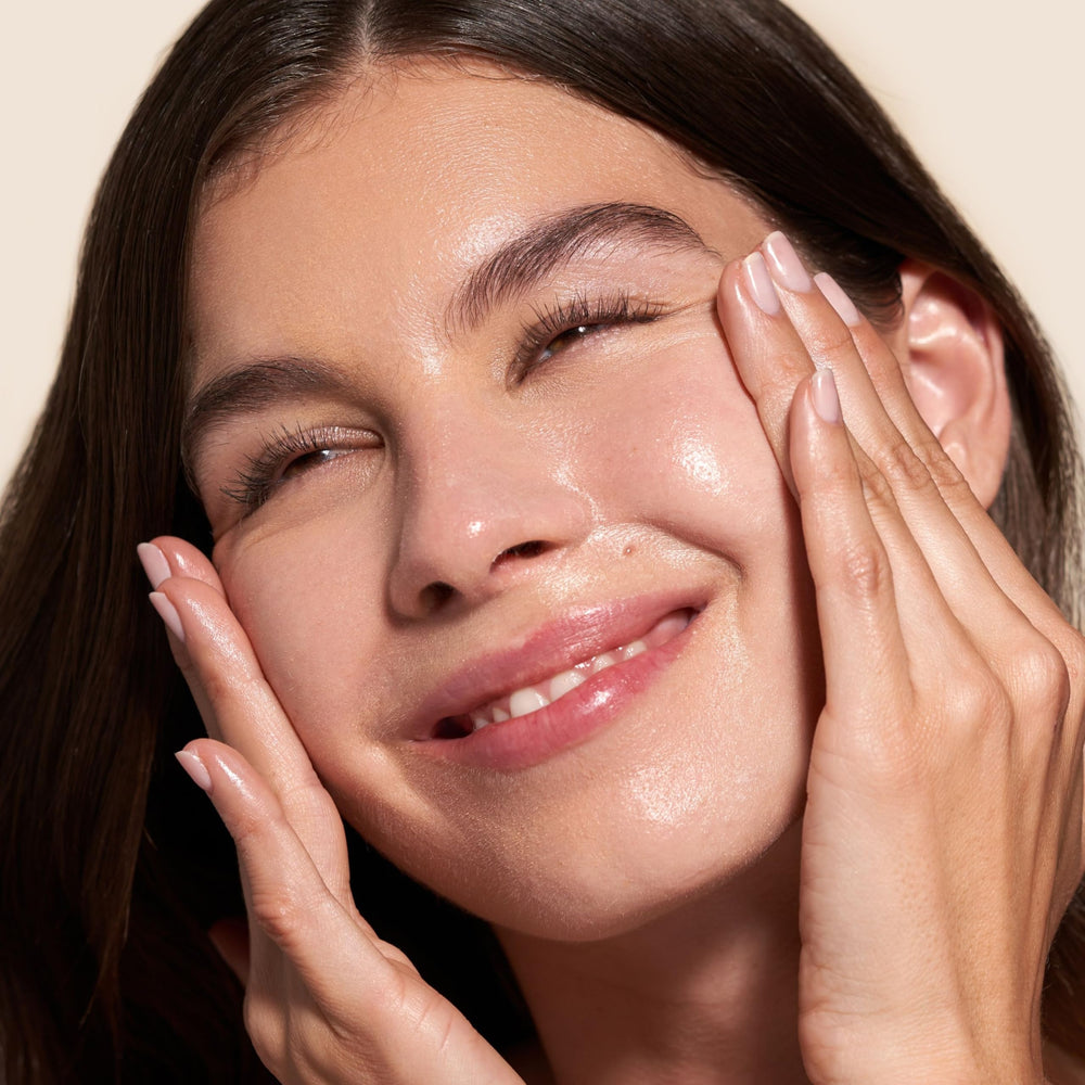 Barefaced Overachiever ingredientes bakuchiol y resveratrol para cuidado antioxidante.