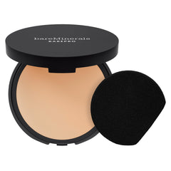 bareminerals barepro 24hr polvo mate, aplicación con esponja para cobertura uniforme