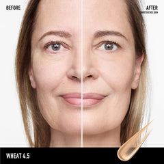Aplicación suave de BareMinerals Complexion Rescue para tono natural y cobertura ligera.