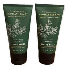 Bath & Body Works crema corporal de viaje con eucalipto y menta para relajación suave.