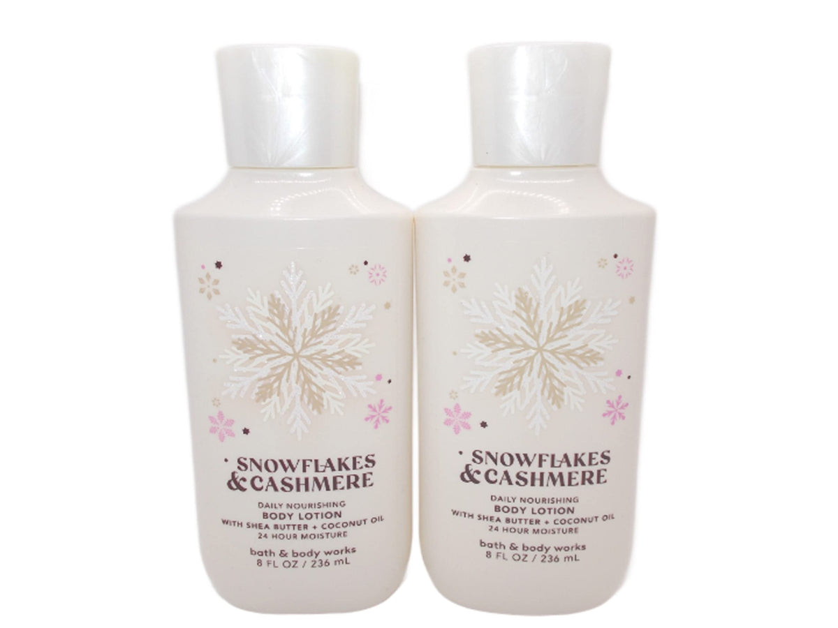 Bath & Body Works Snowflakes & Cashmere, dos lociones corporales de 8 oz para suavidad duradera