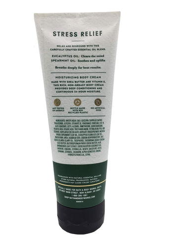Bath & Body Works Aromatherapy crema con textura suave para piel nutrida y alivio sensorial.