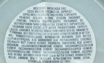 Bath & Body Works Platinum Whipped Butter aplicación suave para hidratar sin grasa.