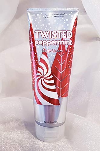 Bath & Body Works Twisted Peppermint crema Ultra Shea, etiqueta edición limitada visible.