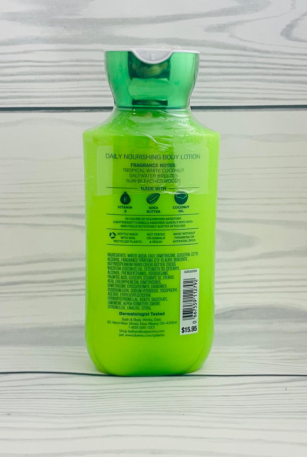 Bath & Body Works Waikiki Coconut, dos botellas juntas, uso diario y sensación agradable.
