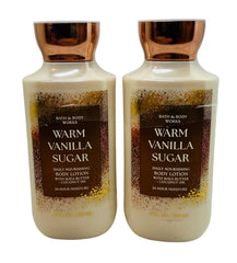 Bath & Body Works – versement de la lotion vanille douce pour nourrir la peau.