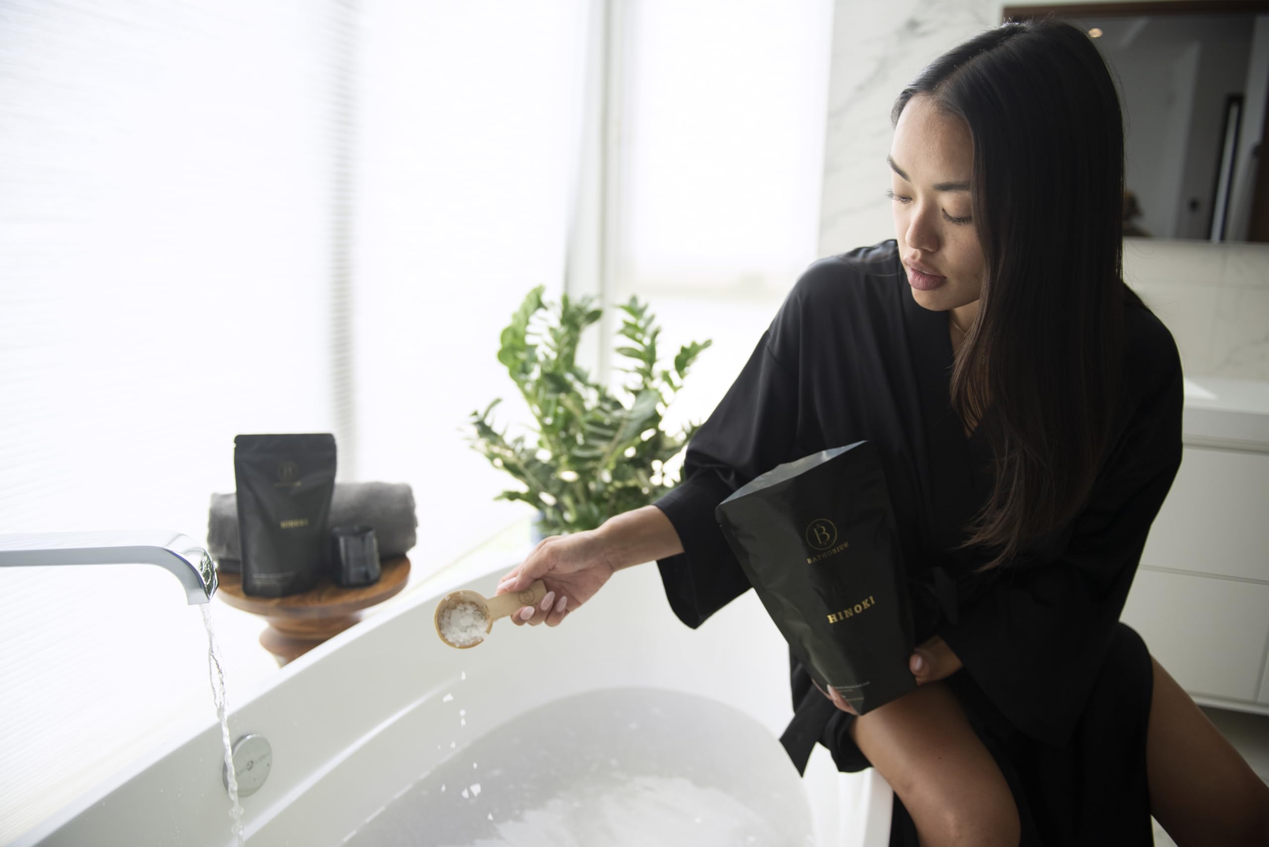 Bathorium Hinoki disolución: aceite de magnesio que puede proporcionar una sensación calmante.