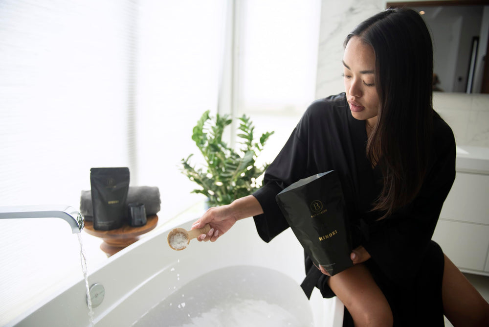 Bathorium Hinoki disolución: aceite de magnesio que puede proporcionar una sensación calmante.