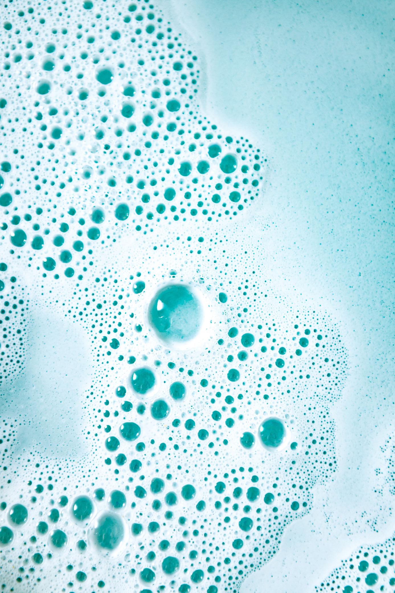 Bathorium Medianoche Floral aceites nutritivos: piel nutrida durante el baño.