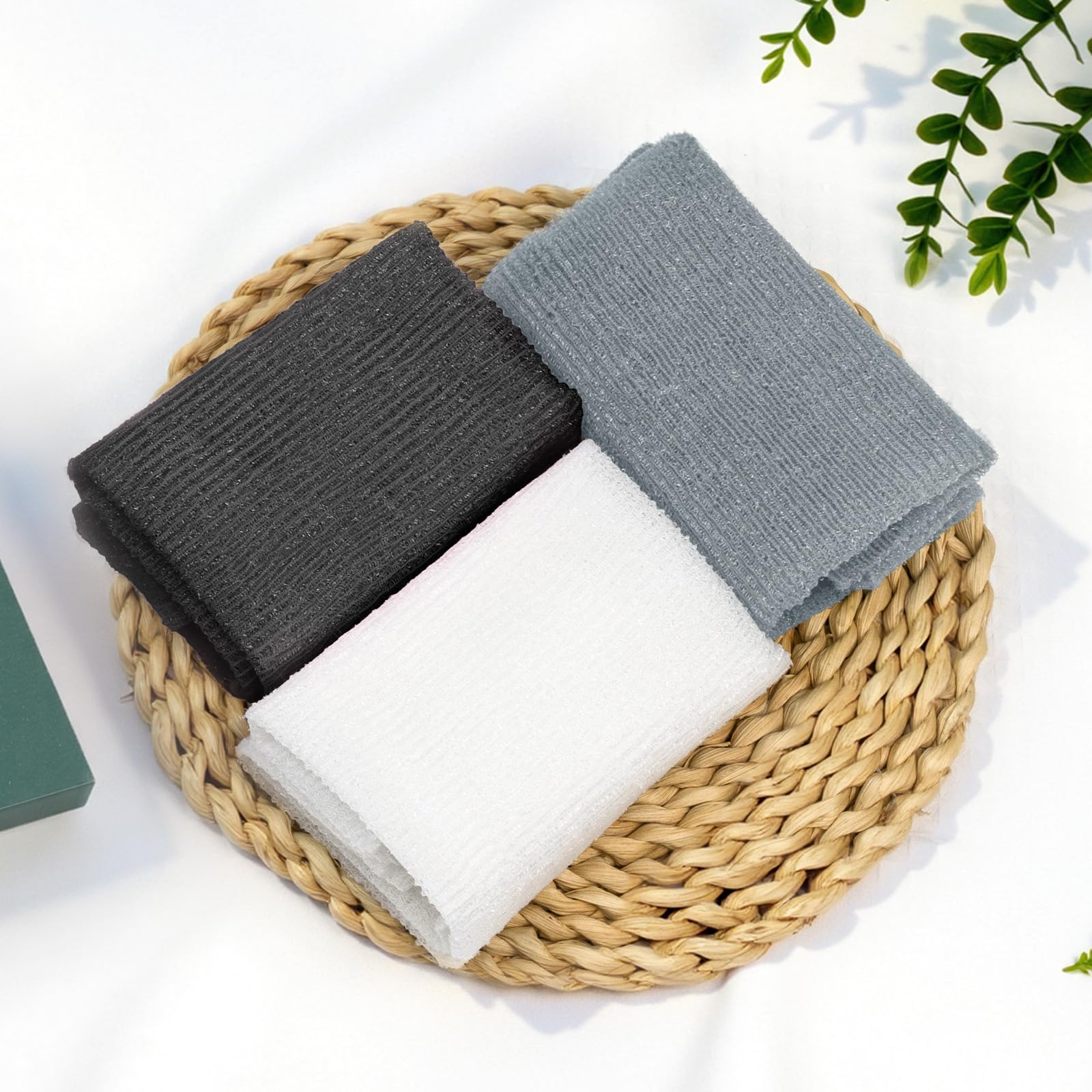Bathway exfoliating washcloth, correa colgante integrada para secado y almacenamiento.